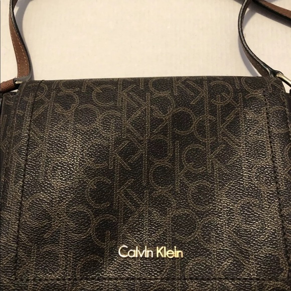 Calvin Klein Small Crossbody Brown Leather - Picture 3 of 8
